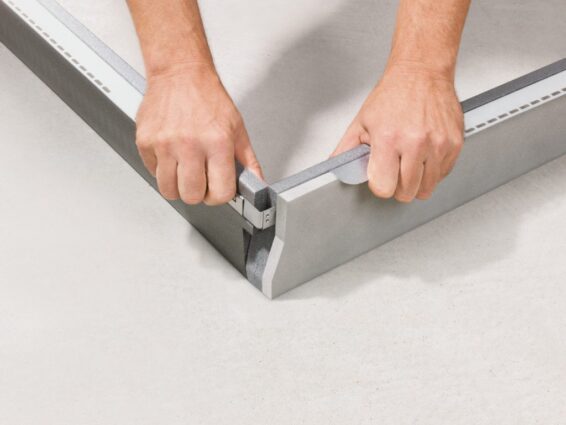 Dettaglio installazione cornice VELUX® BDX