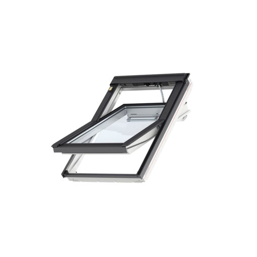 Finestra a bilico elettrica "GGU Integra" in legno di pino bianco, poliuretano bianco e alluminio by VELUX